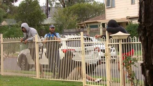 Police are now hunting for the gang. (9NEWS)