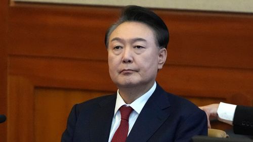 Alcuni pubblici ministeri vogliono condannare a morte l’ex presidente sudcoreano Yoon Suk-yeol.