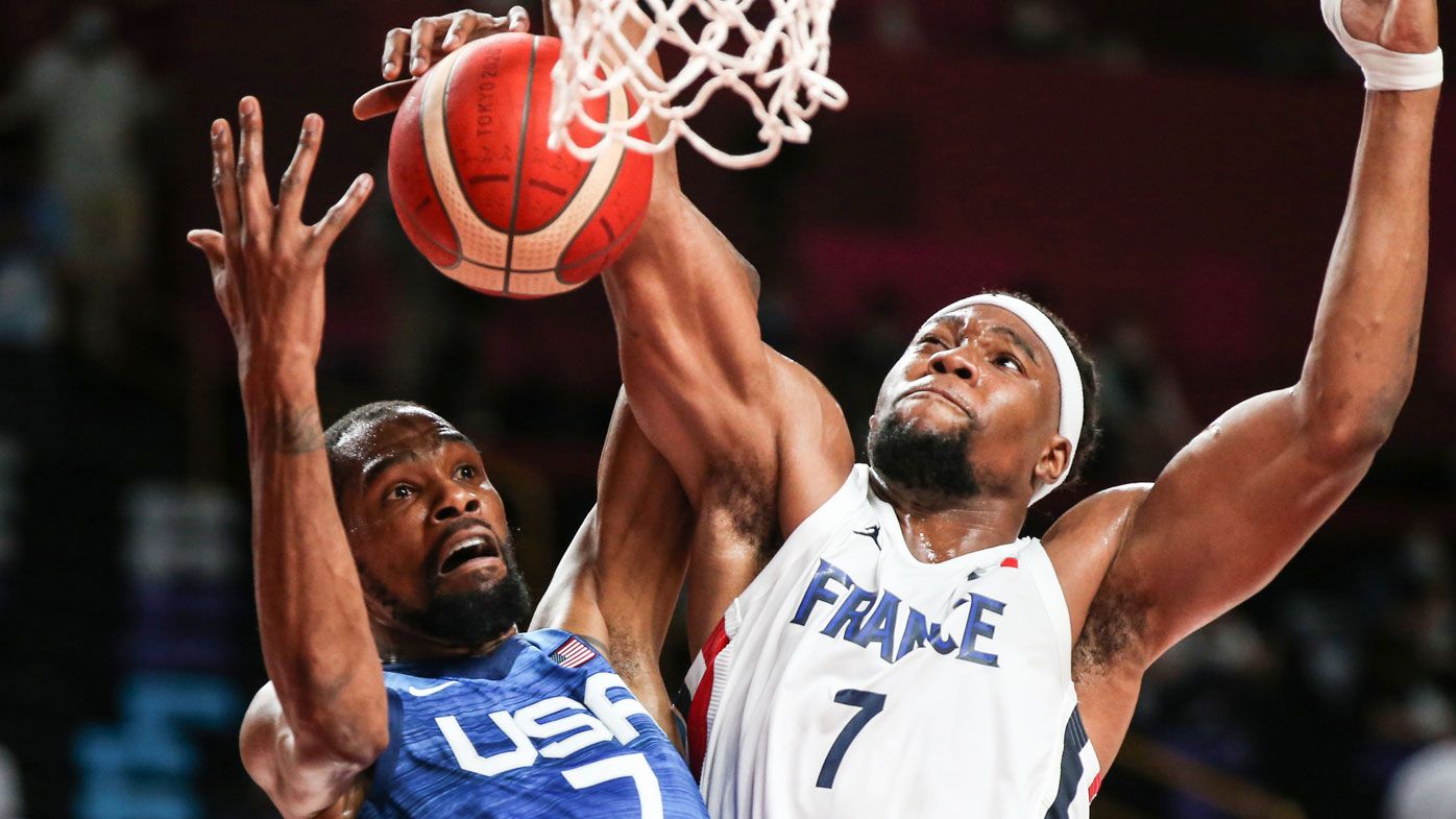 France threaten upset over USA.