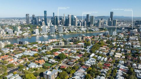 Real estate property auctions sales Brissie house 