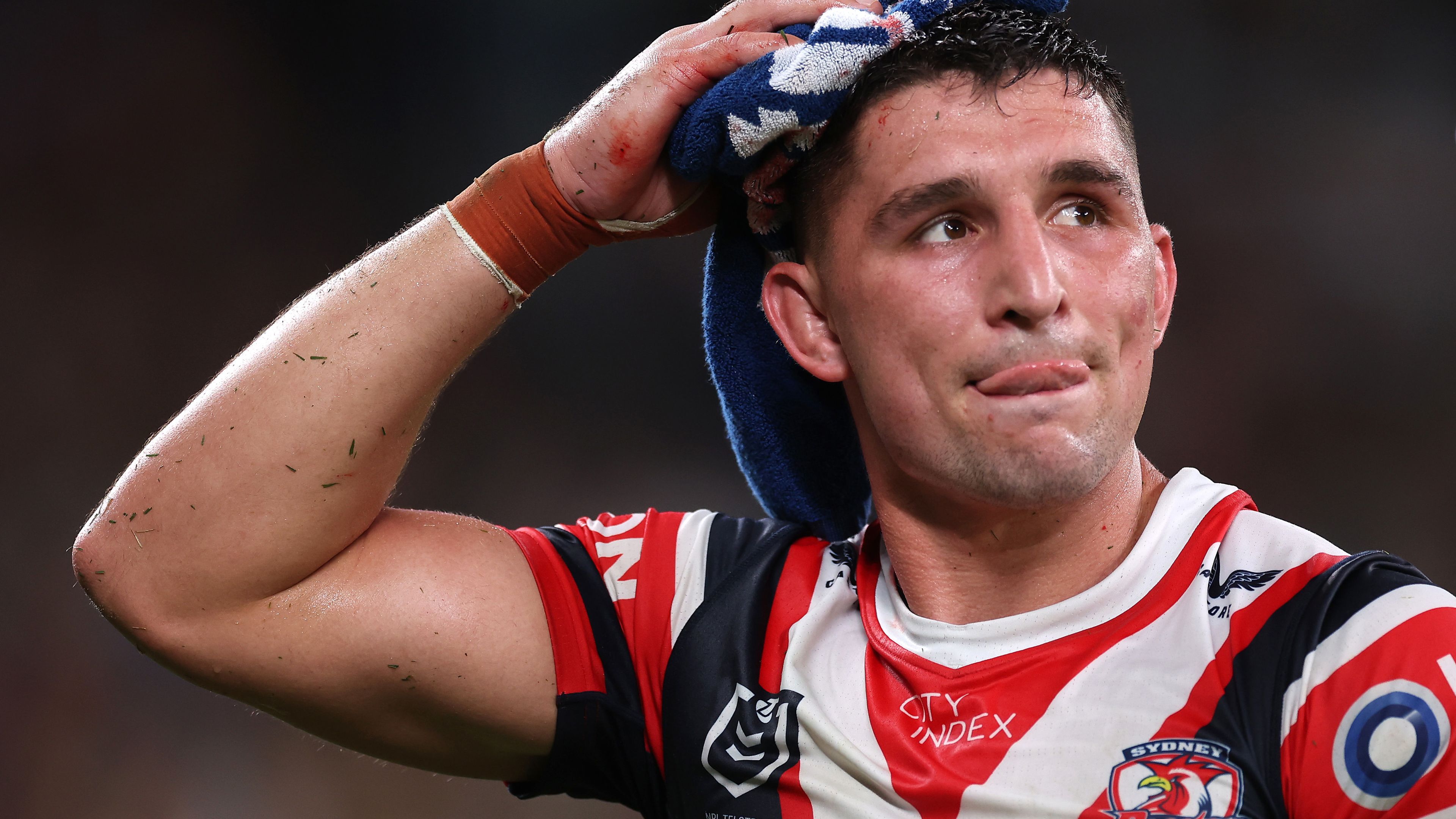 SYDNEY, AUSTRALIA - MARCH 17:  Victor Radley of the Roosters is taken off the field for a HIA during the round three NRL match between Sydney Roosters and South Sydney Rabbitohs at Allianz Stadium on March 17, 2023 in Sydney, Australia. (Photo by Mark Kolbe/Getty Images)