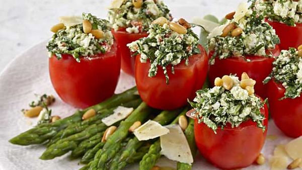 Feta and spinach stuffed pepper tom