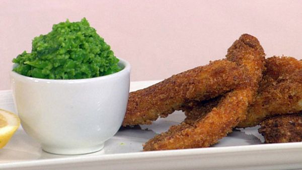 Chilli crumbed whiting with mushy peas