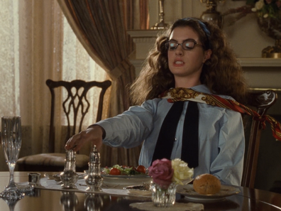 Royal etiquette lessons in The Princess Diaries