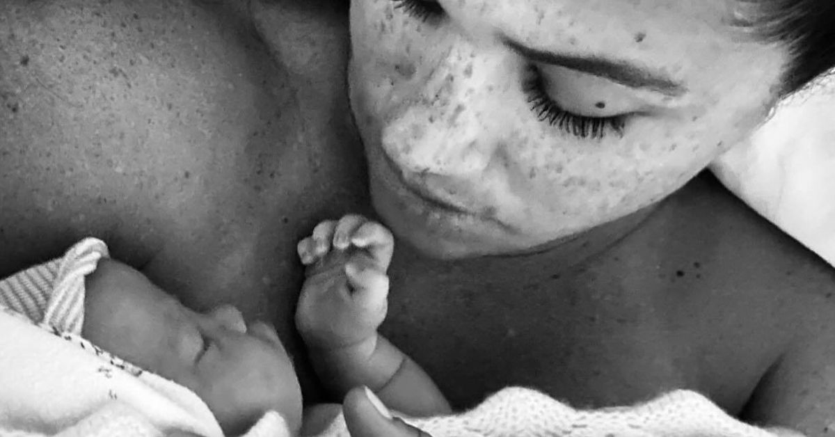 Royal 'hand-me-down' spotted in Meghan's new Lilibet photo
