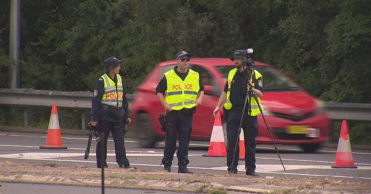 Two dead in Sydney crash allegedly involving stolen car