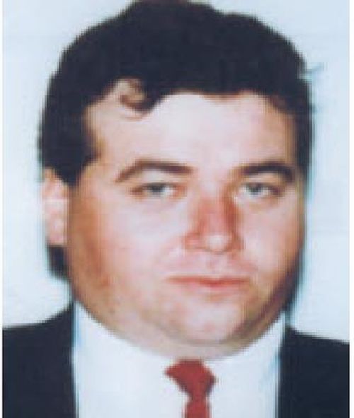 Robert Sabeckis was shot dead in the Gull Rock car park at Maslin Beach, south of Adelaide, in January 2000. (SA Police)