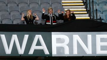 Brooke Warne, Jackson Warne and Summer Warne unveil the &#x27;Shane Warne Stand&#x27; during the state memorial service.