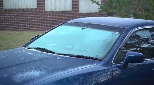There were plenty of frozen vehicles this morning thanks to the sub-zero temperatures. Picture: 9NEWS