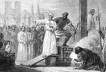 Who ordered the arrest and suppression of the Knights Templar in 1307?