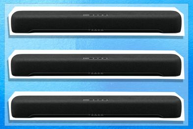 9PR: Yamaha Compact Soundbar with Built-in Subwoofer, Bluetooth and Clear Voice, SRC20AB (Black)