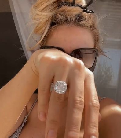 Courtney Stodden flashes giant engagement ring.