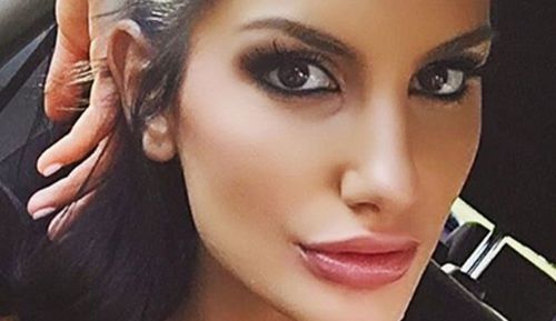 August Ames had been bullied on twitter