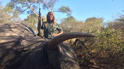 Teen girl slammed for hunting photos (Gallery)