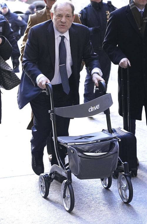 2/21/20 Harvey Weinstein is seen arriving at Manhattan Criminal Court in New York City as jury deliberations continue in his rape trial. (NYC)