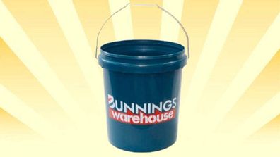 Bunnings bucket with crazy reviews