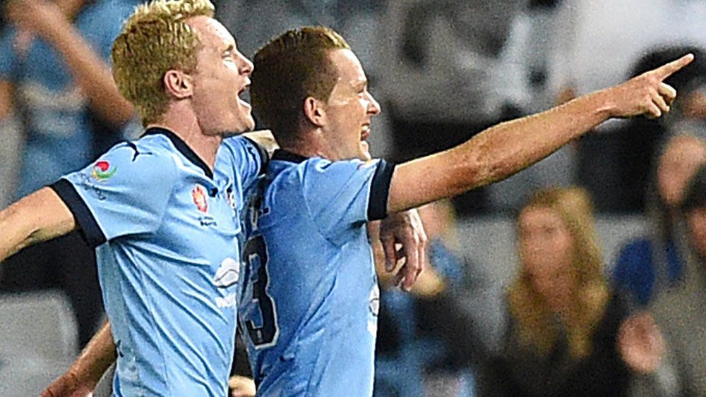 Dominant Sydney rout Wanderers 4-0