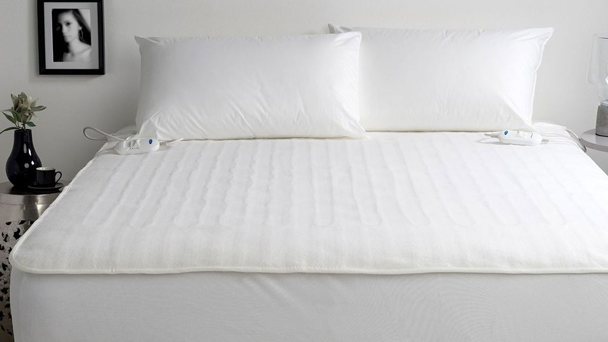 Australian brand tops the list for best electric blanket in Canstar Blue's  customer survey