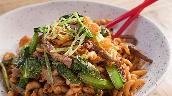 Jerry Mai's nui xao bo stir-fry pasta and beef