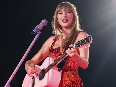 Taylor Swift orange