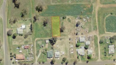The $19,8000 block of lands at 62 Bogan Street in Bogan Gate, central-west NSW Domain real estate unusual funny home