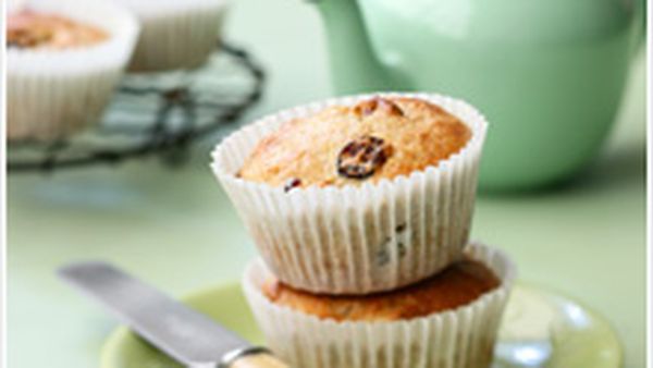 Oat and cranberry muffins