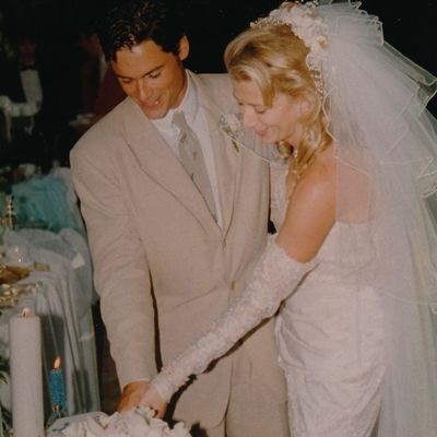 Tying the knot, 1991