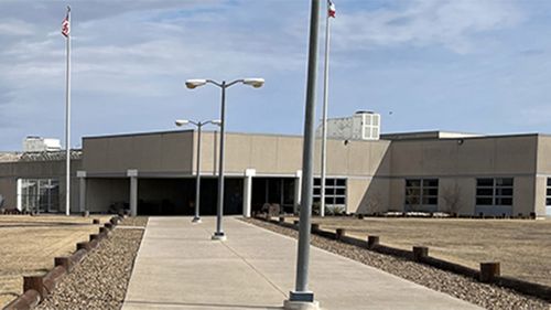 Mahkumlar, Texas'taki John B Connally Birimi'nden kaçtı.