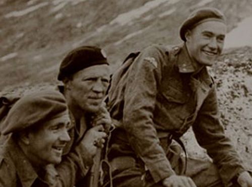 Joachim Roenneberg during training with British forces in 1943. (Norwegian Resistance Museum).