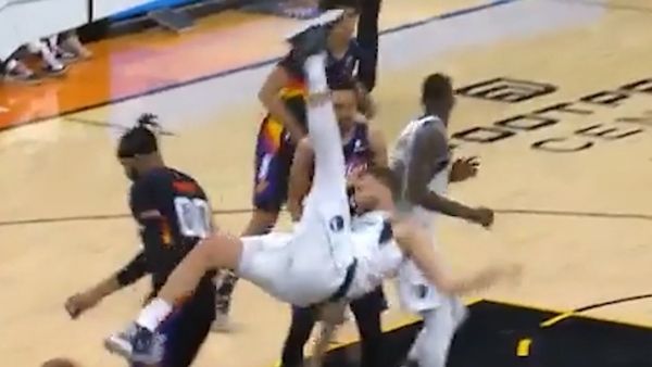 Maxi Kleber's Turns Out OK After Scary Fall vs. Suns 