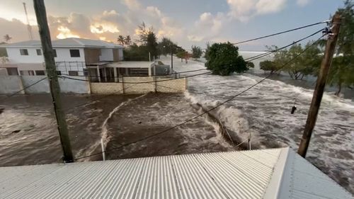 Waves hit Tonga during a Tsunami warning