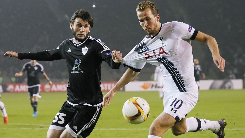 Harry Kane (r) in action for Tottenham. (Getty)