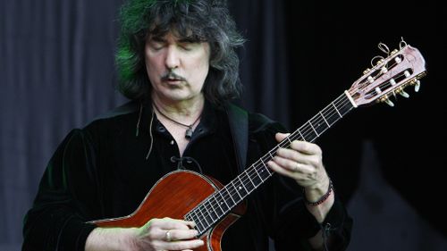 Deep Purple guitarist Ritchie Blackmore suing for more than $1 million in unpaid royalties