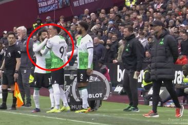 Darwin Nunez was forced to stand between Jurgen Klopp and Mo Salah in a sideline stoush.