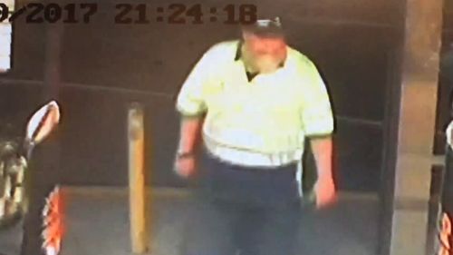 CCTV footage from the night of the fire shows Jeffrey Lindsell entering a store and then walking home. (NSW Police)