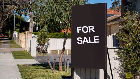 House price discounting in Sydney has reached its highest level in almost three years as sellers are forced to slash prices in the declining property market