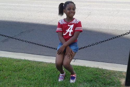 McKenzie Adams: Family mourn nine-year-old girl who was 'bullied for befriending white boy'