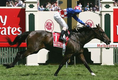 2005: Makybe Diva galloped into immortality with a third Cup win, paying $7.