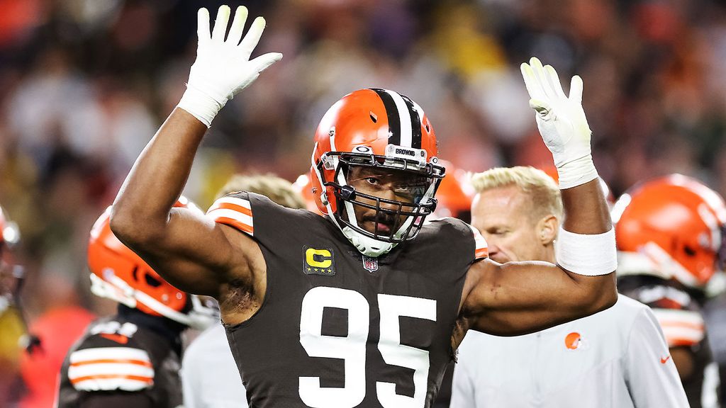 NFL World Praying For Browns Star Myles Garrett Today - The Spun