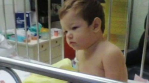 Mason in hospital prior to his death (9NEWS)