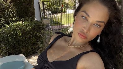 Pregnant Aussie model Shanina Shaik glows in new photo as she prepares to welcome first baby