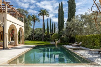 Pia and Patrick Whitesell holmby hills tuscan estate mapleton