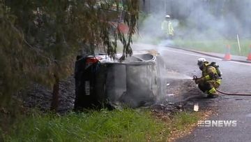 Emergency crews praise three local heroes after Queensland car fire
