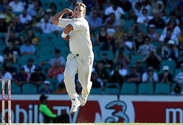 What was Shane Warne's Test bowling average?