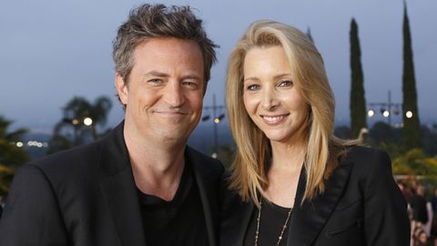 Lisa Kudrow and Matthew Perry: '<i>Friends</i> should've kept on going'