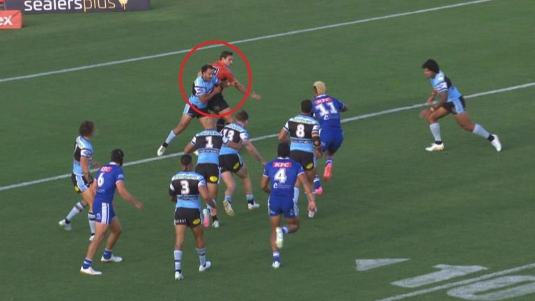 'Have to be careful': Cameron Ciraldo left frustrated after 'unfair calls' in loss to Sharks