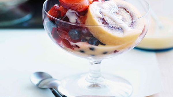 Neutral Bay berry trifle