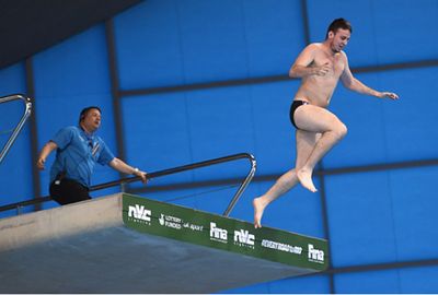 <b>A British serial prankster caused a commotion at the Diving World Series in London, storming onto the 10m platform during the men's final before plunging into the pool.</b><br/><br/>Dan Jarvis is a member of a group called Troll Station, which posts its pranks on YouTube, including football pitch invasions.<br/><br/>The 26-year-old diving incursion was met with blank looks by a panel of judges, unimpressed by his pin drop before he was met by security after climbing from the pool.<br/><br/>Click through to chek out our gallery of streaks and pitch invasions.