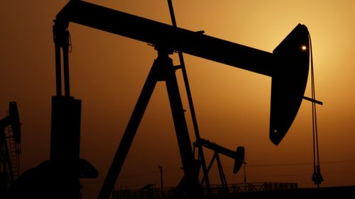 Strong dollar sees US oil price sink to its lowest value in six years
