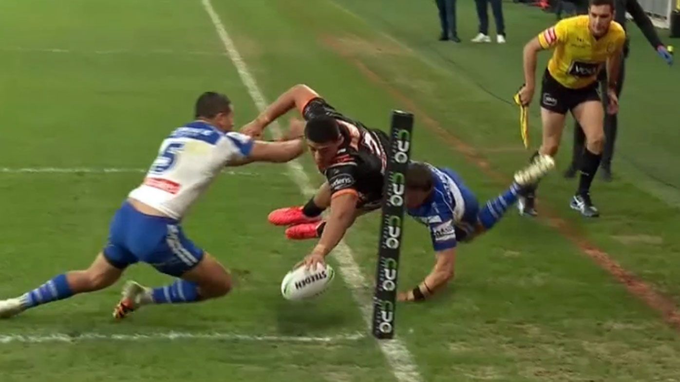 Tommy Talau scores a &#x27;miracle&#x27; try